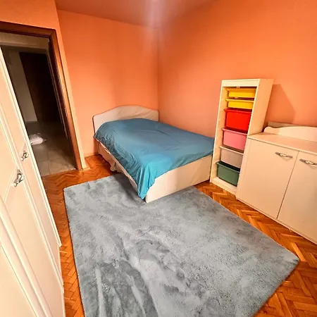 Apartment A&c *
